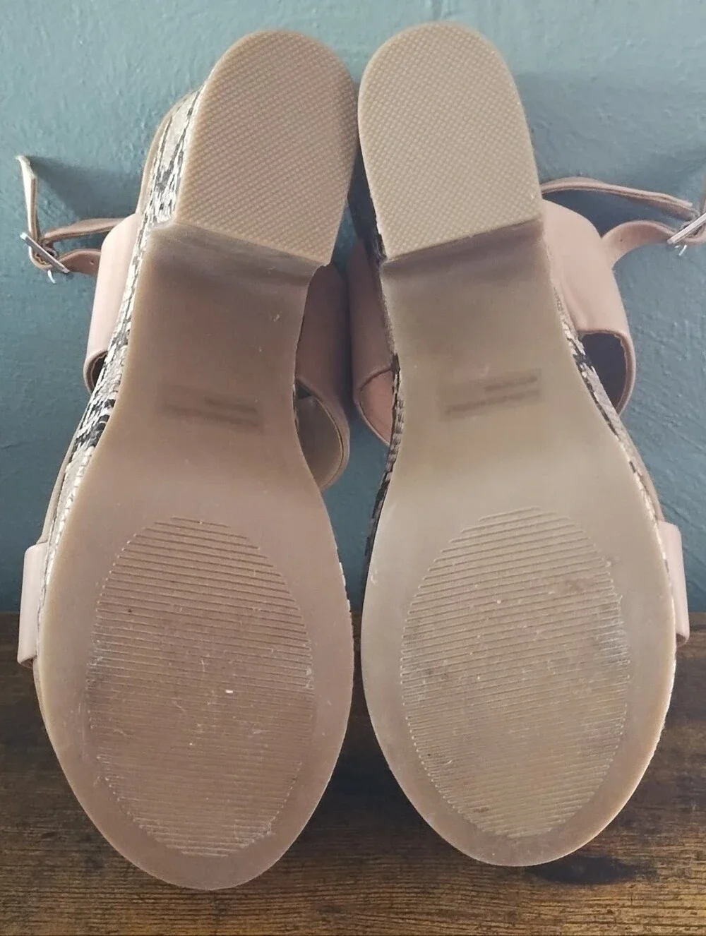 DV Dolce Vita Womens 8.5 Snake Print & Nude Block Heel Platform Oiska Sandals